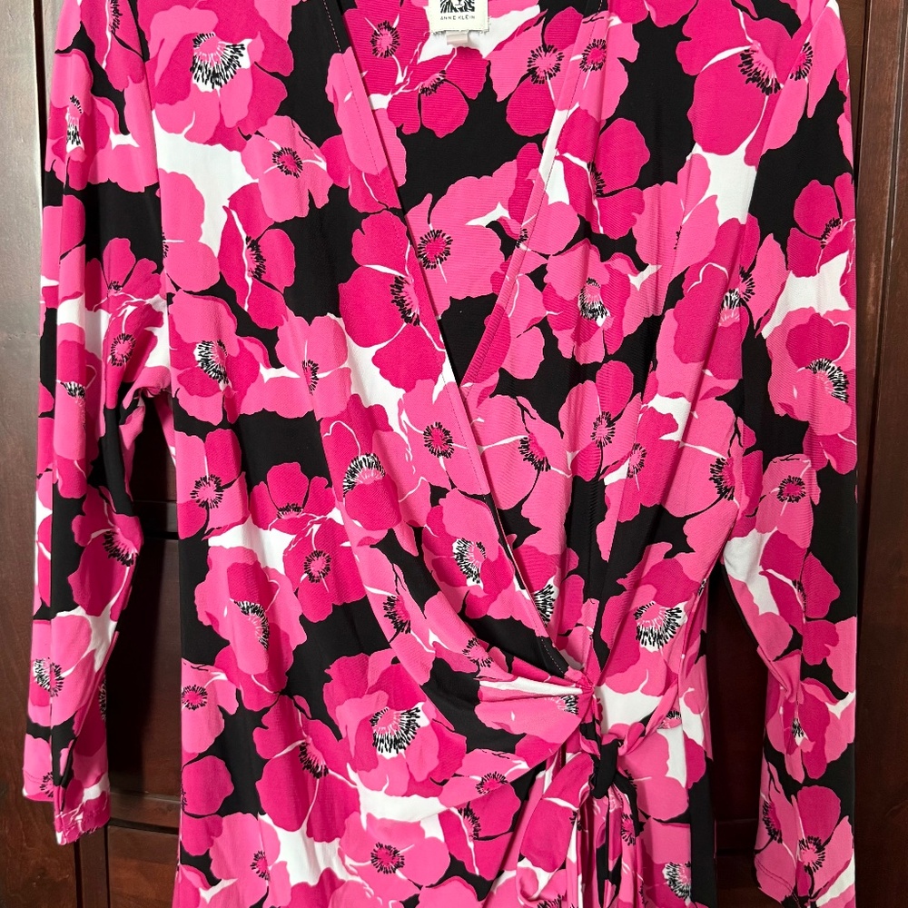 Anne Klein 3/4 wrap top